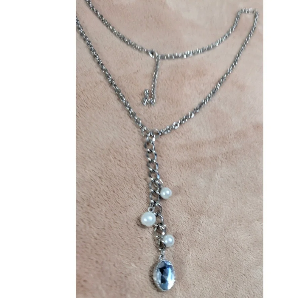Silvertone Long Chain Link 37" Necklace 4" Pearl Rhinestone Tickler‎